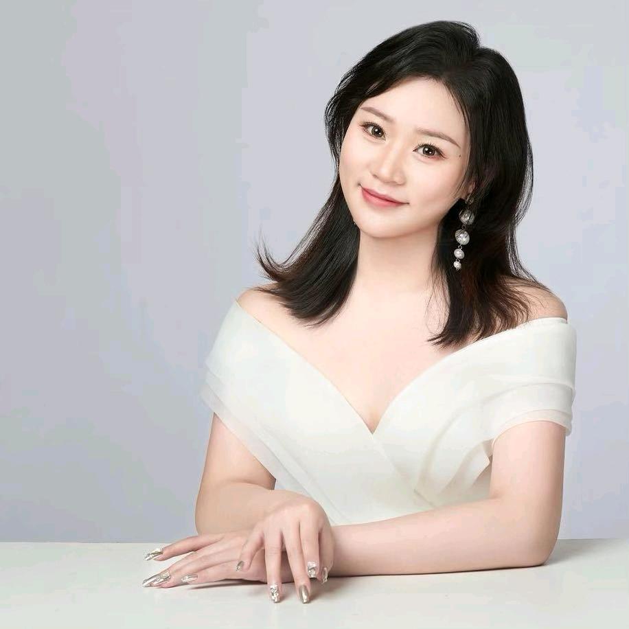 辰辰老师教声乐