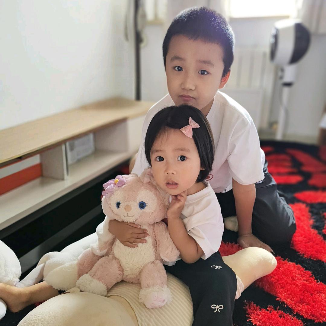 小玉米和哥哥的成长日记