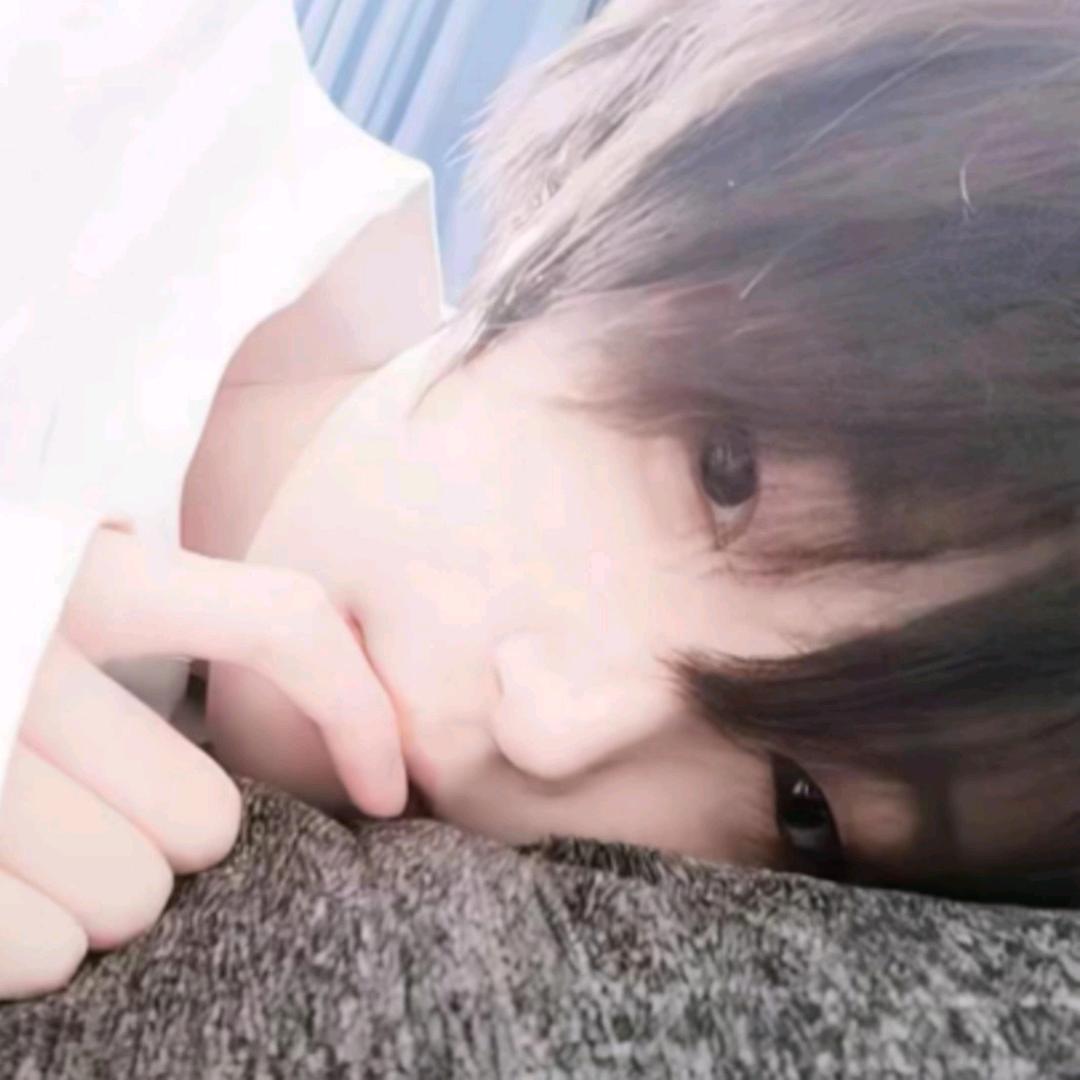 U。U