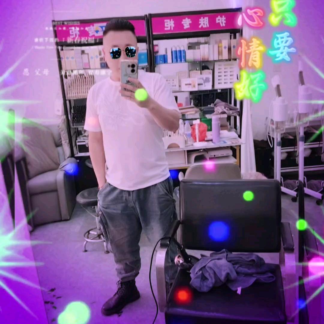 骑着蚂蚁去逛街