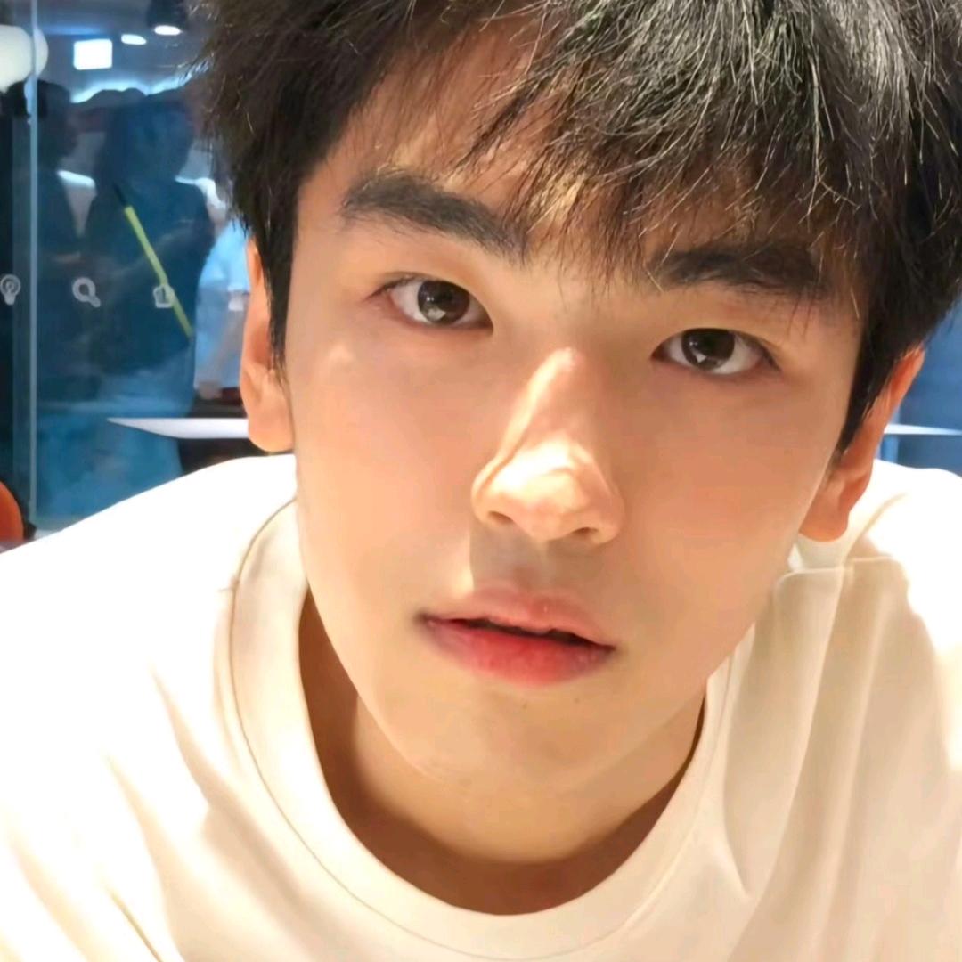 玉师阿声学长