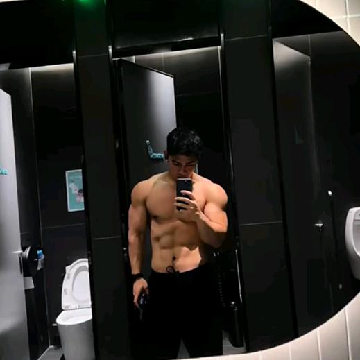 ꧁꫞꯭小李不会飞刀꫞꧂