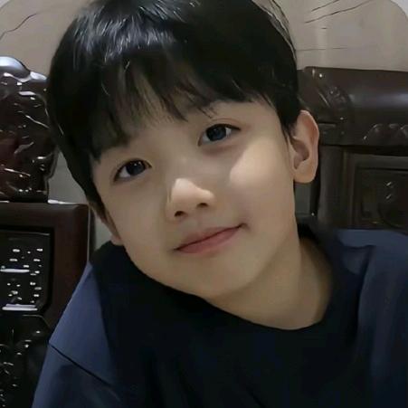 小屁孩👶🏻
