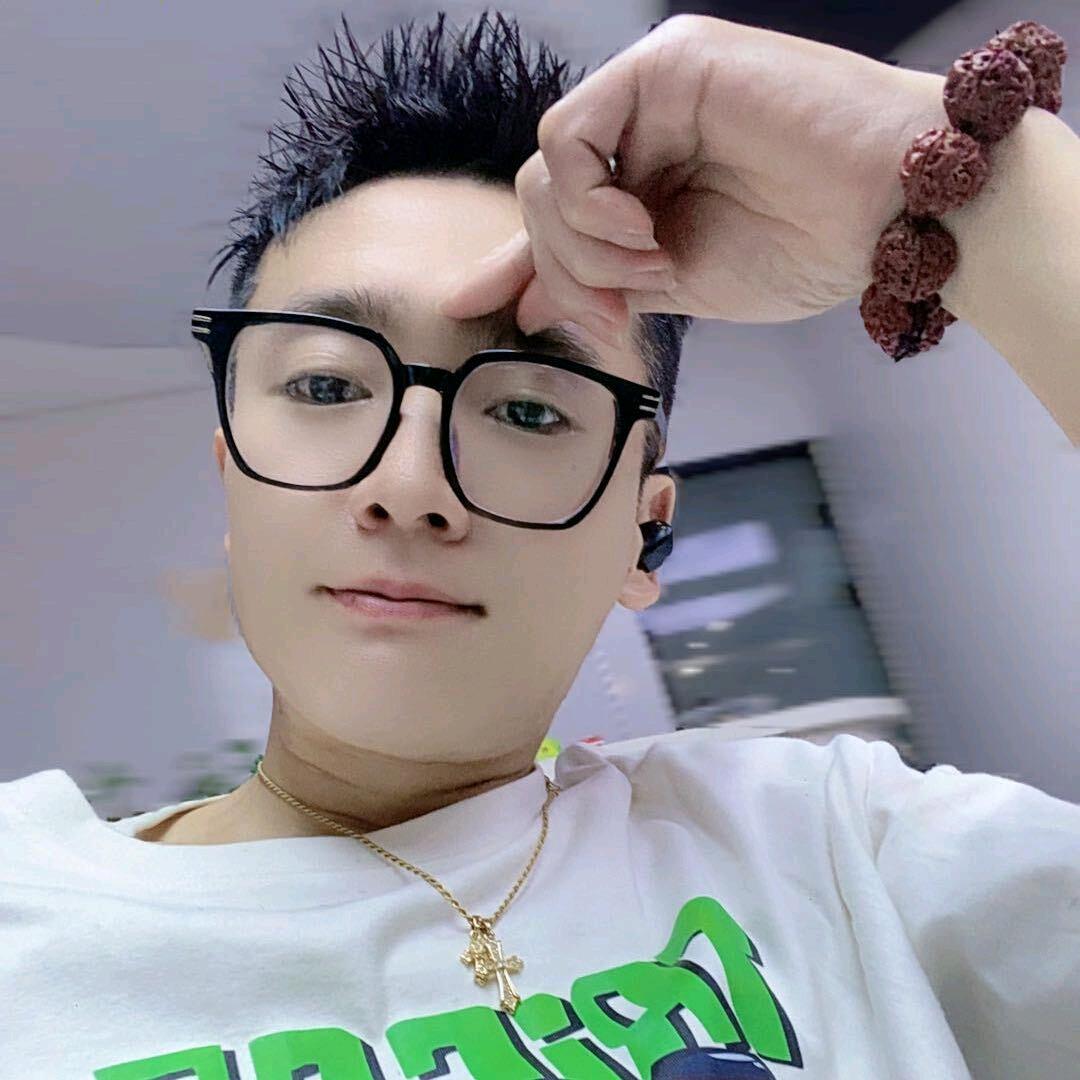 三江发型设计皓晨