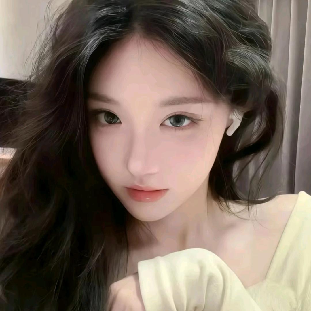 芷荷💋🌹