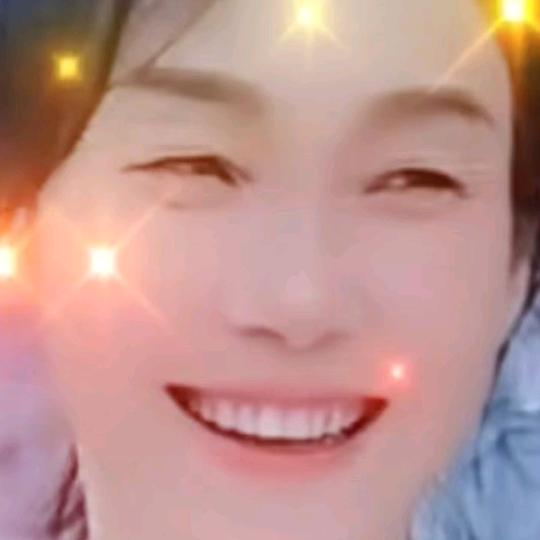不一样的烟火