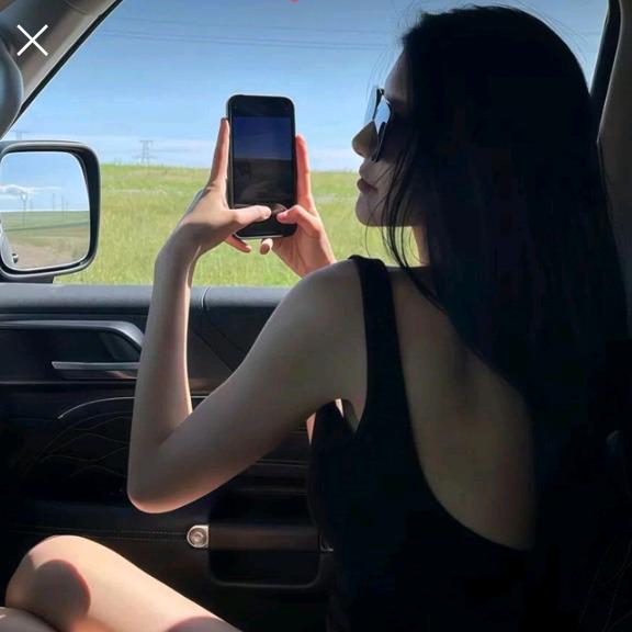 💋乖不如野(๑•ั็ω•็ั๑)