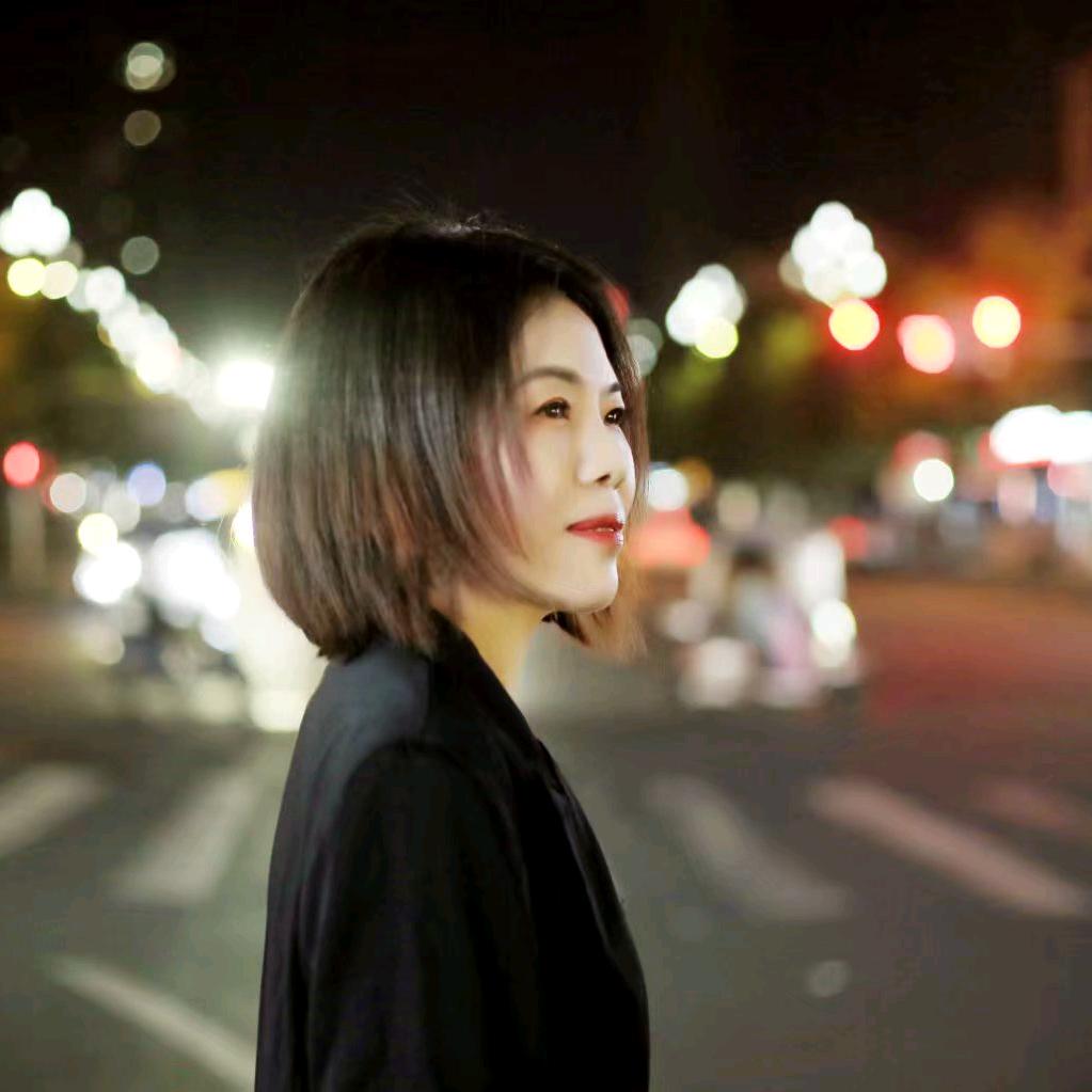 满眼艾陈