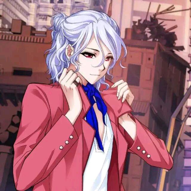 莫笙烟爱做扭扭棒