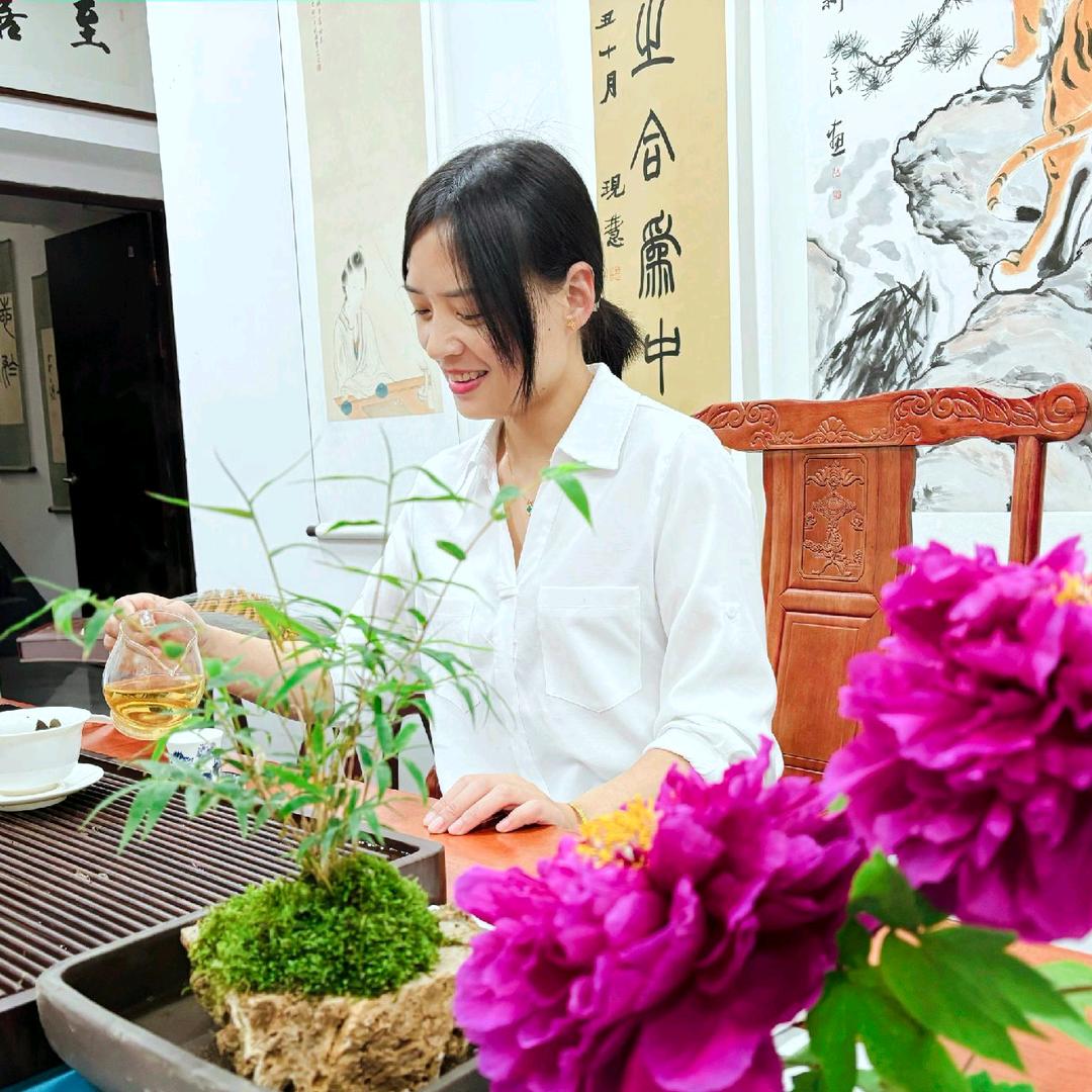 至善  亚菲