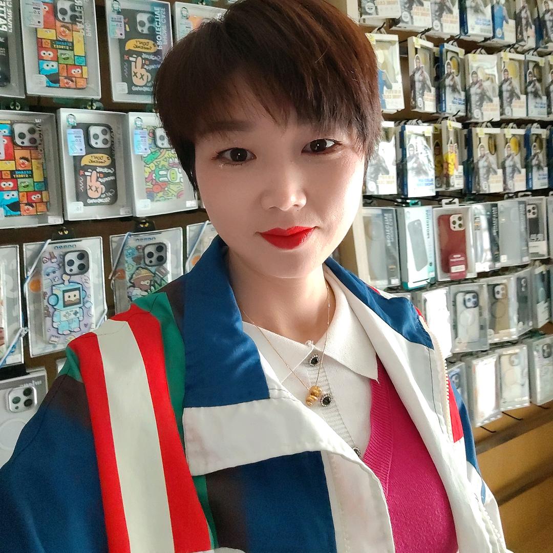 洛阳市老城区唯你通讯配件店