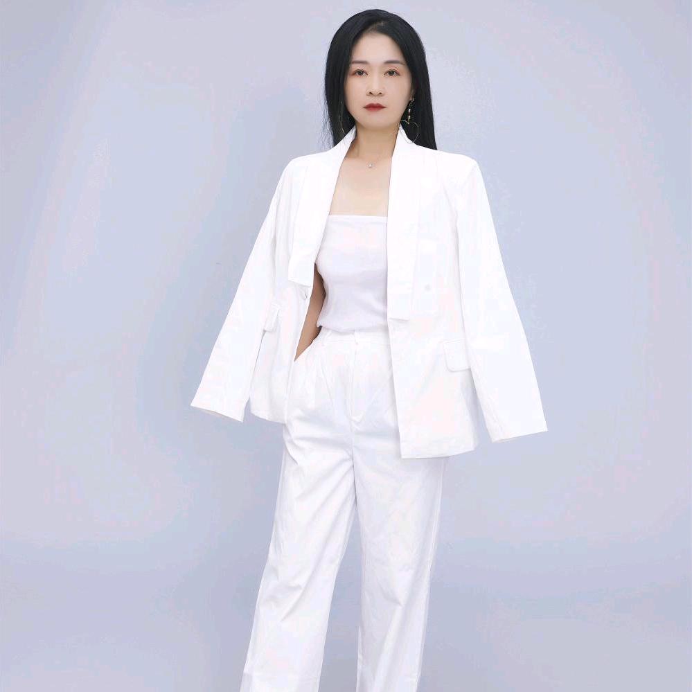 李 李