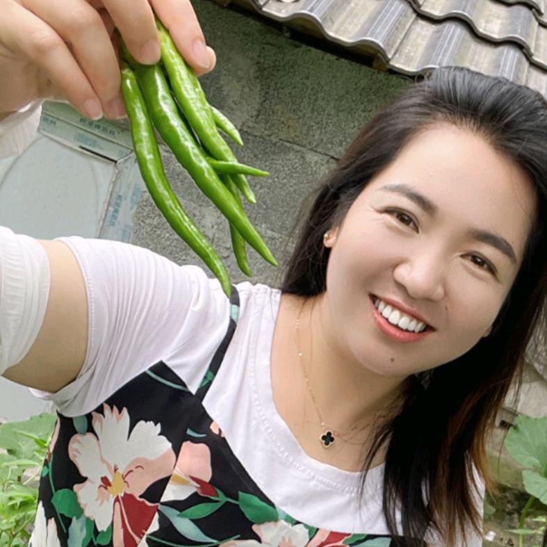 生活很苦，但是我却很“田”