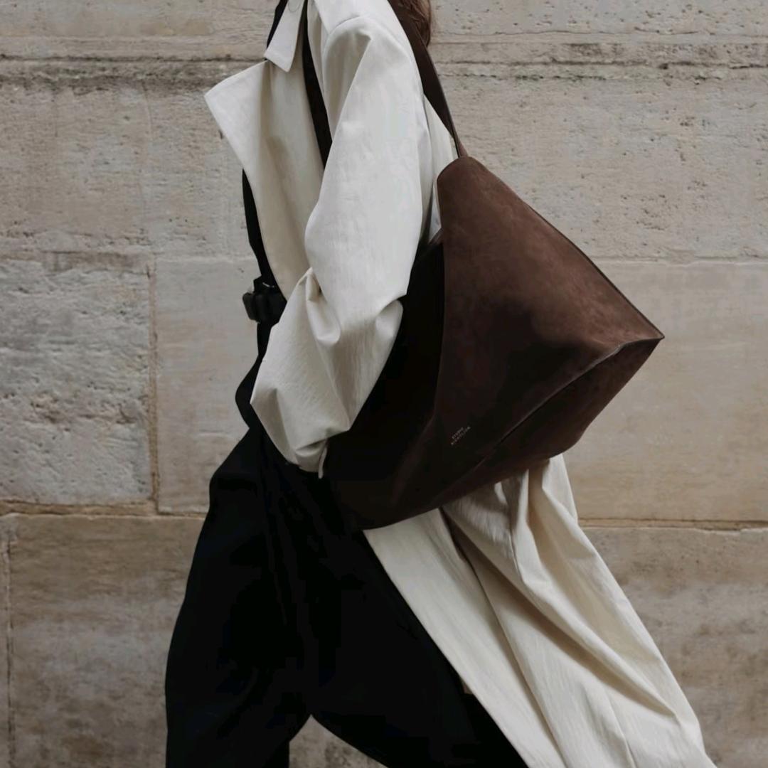 曼可女装（江泰广场店）