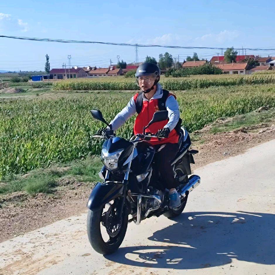 菊花台枸杞书记的驻村日记