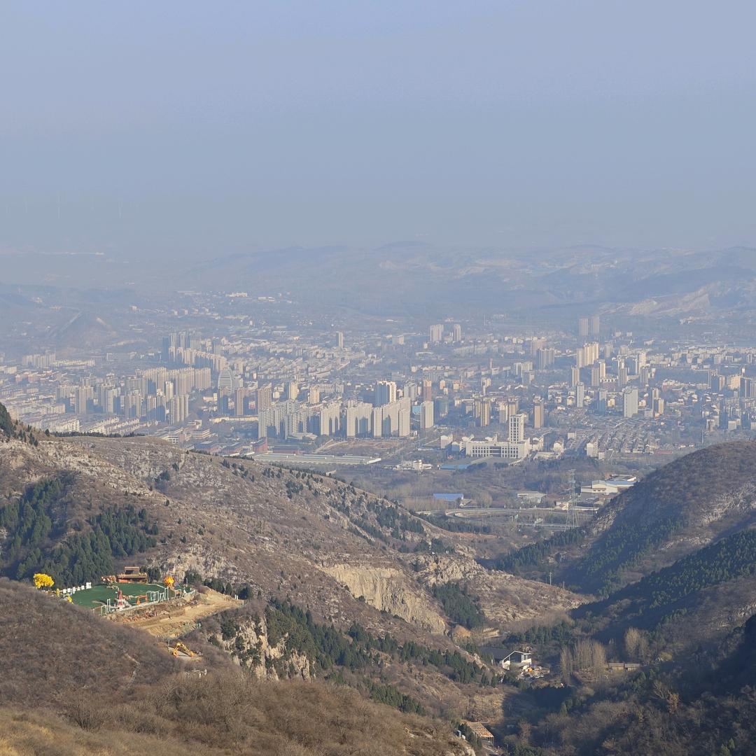 爱开车的小朋友