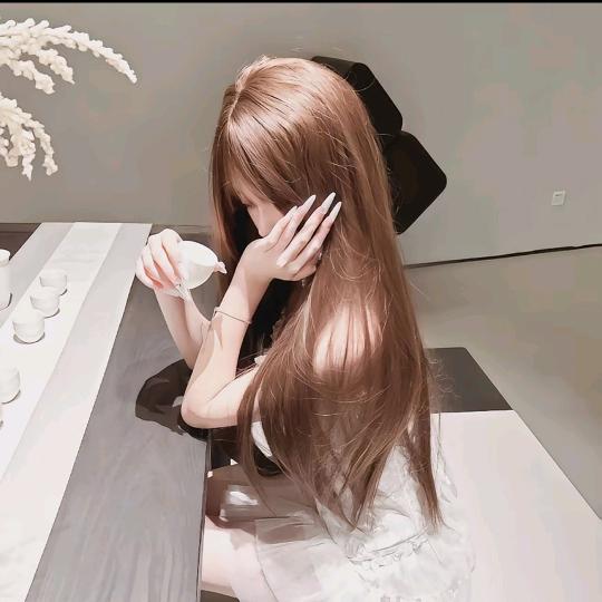 睫毛。
