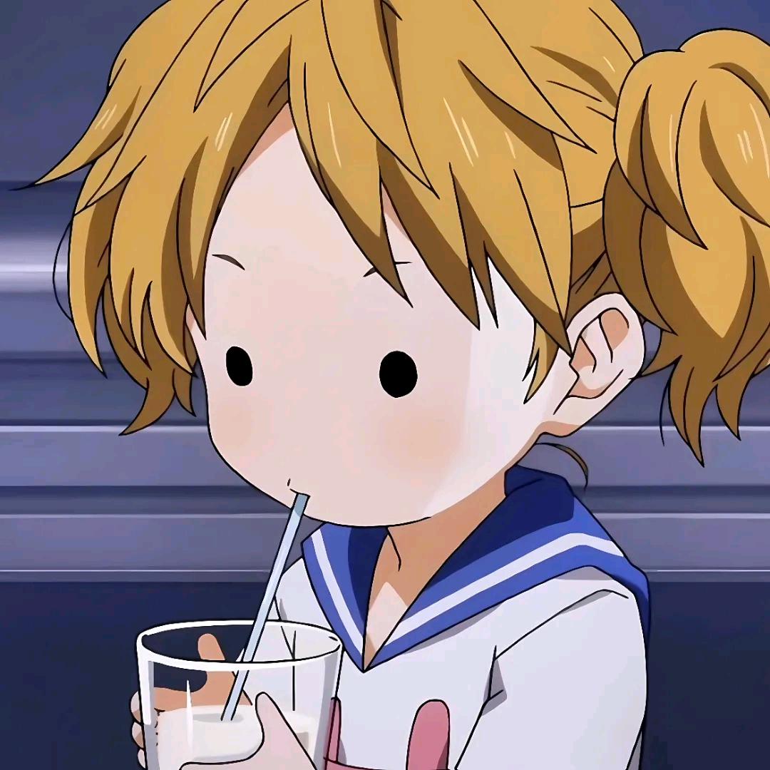 爱吃香蕉皮的柚子精