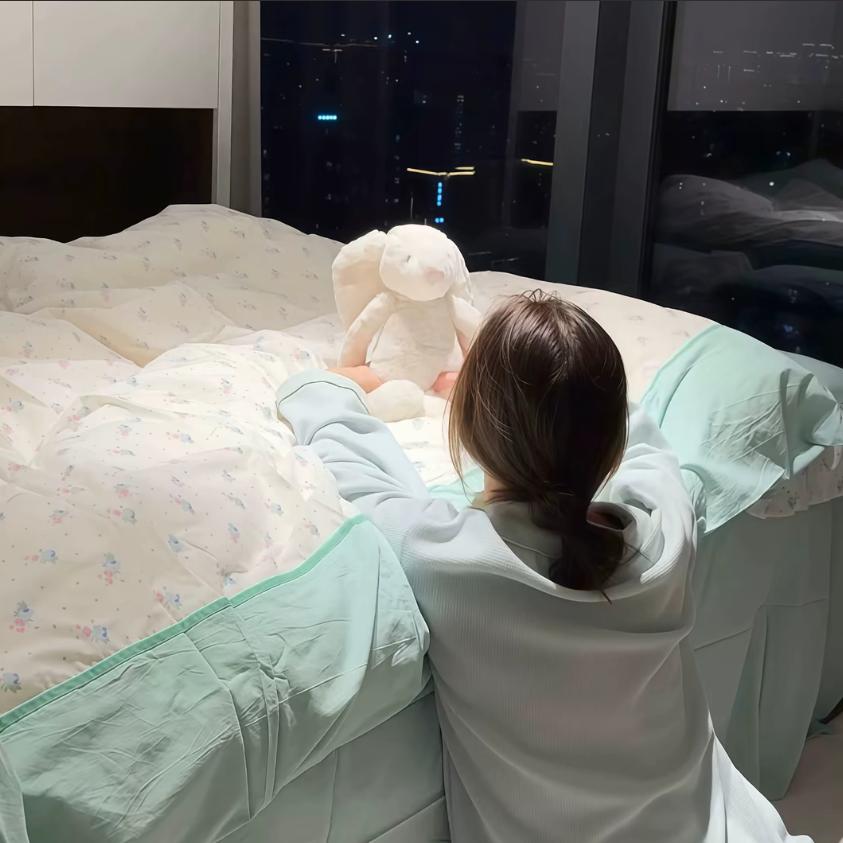 蜡笔小新爱吃福团^