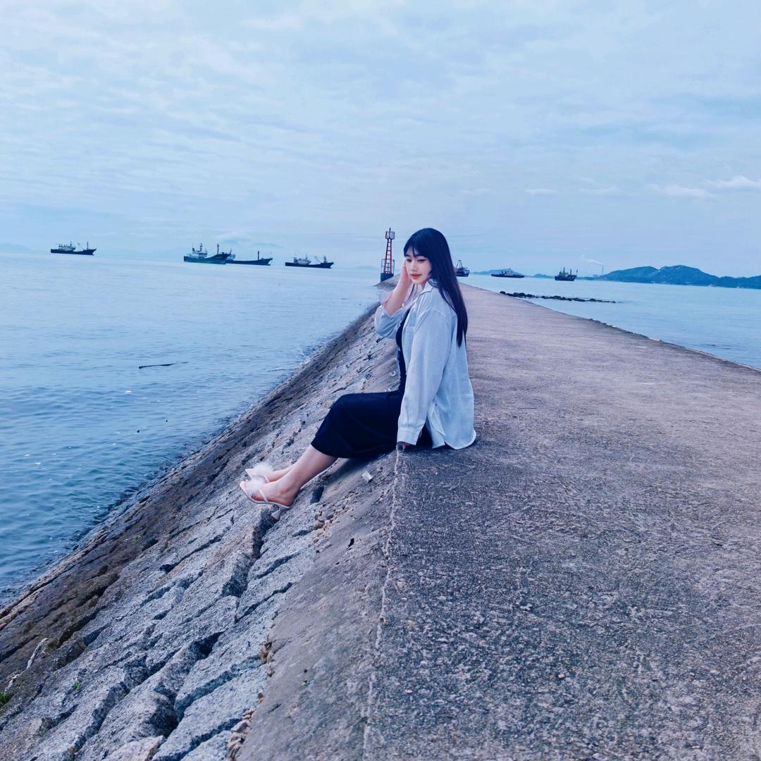 芳宝- ̗̀(๑ᵔ⌔ᵔ๑)🍀🍀