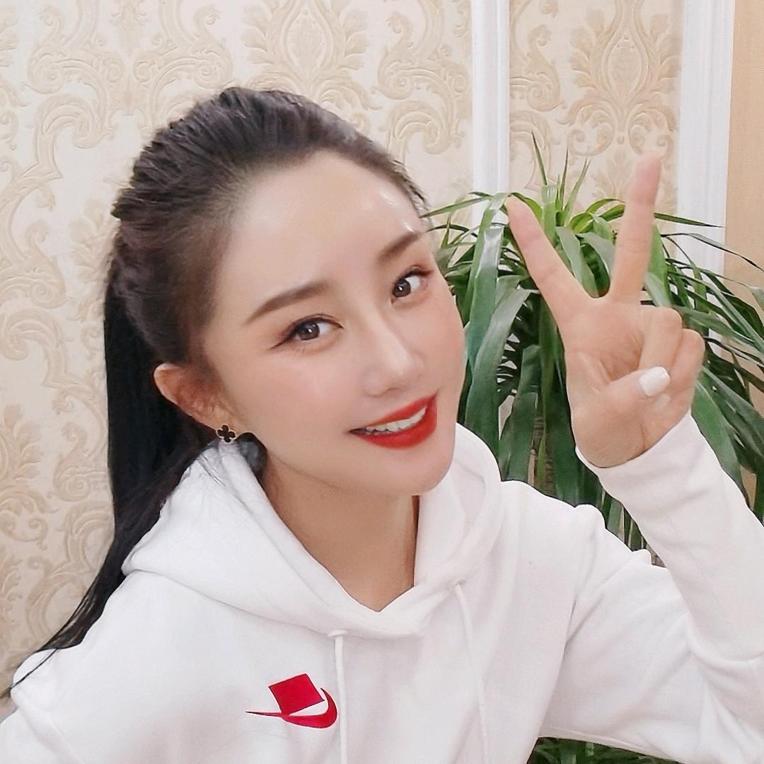 馨月