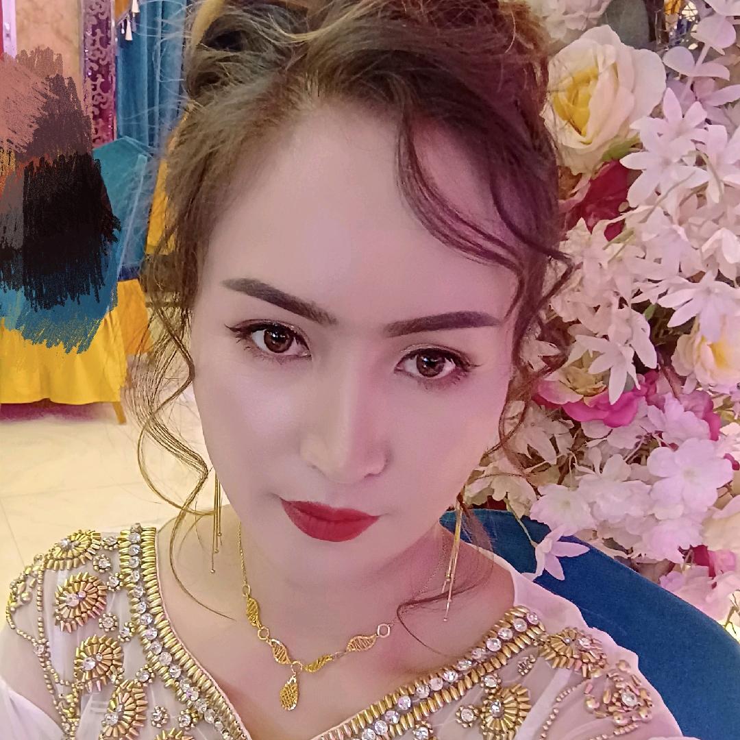 姿礼芭热纳内衣