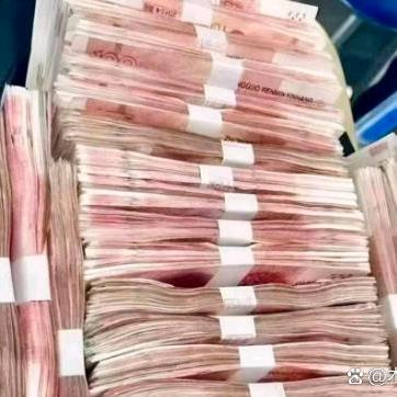 叶千万◕ฺ‿◕ฺ✿ฺ)