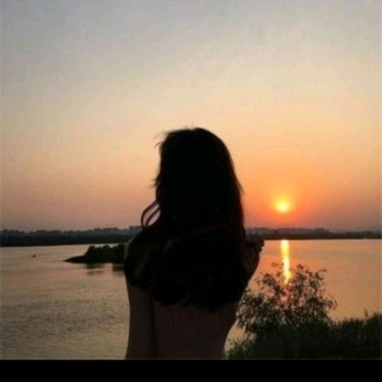 生活不简单，尽量简单过。