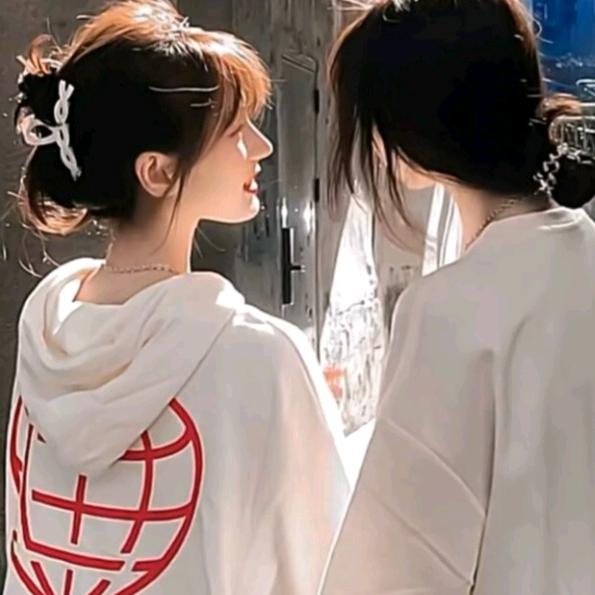 草莓美女🍓🍓🌹🌹