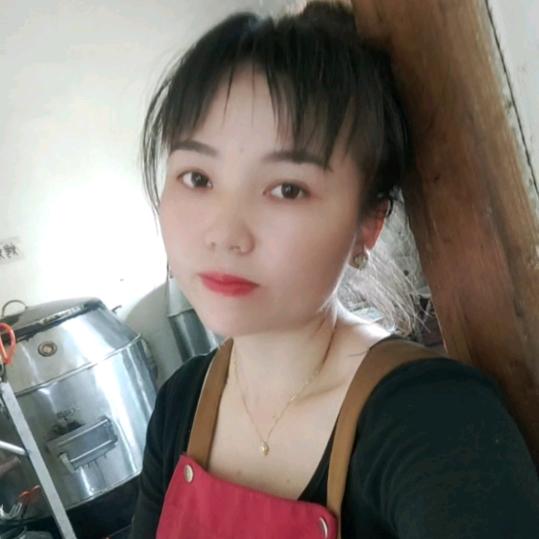 覃家烧腊，走马店