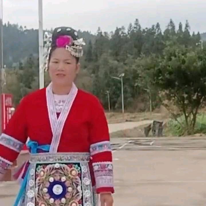 孟美丽