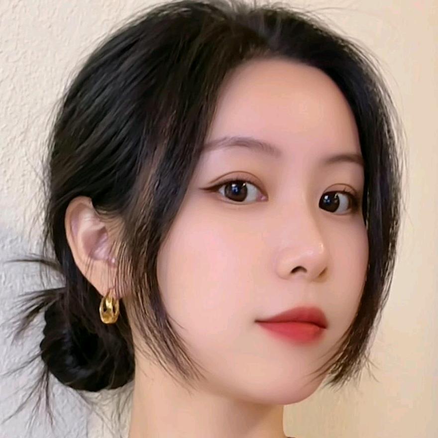 八月tongxue
