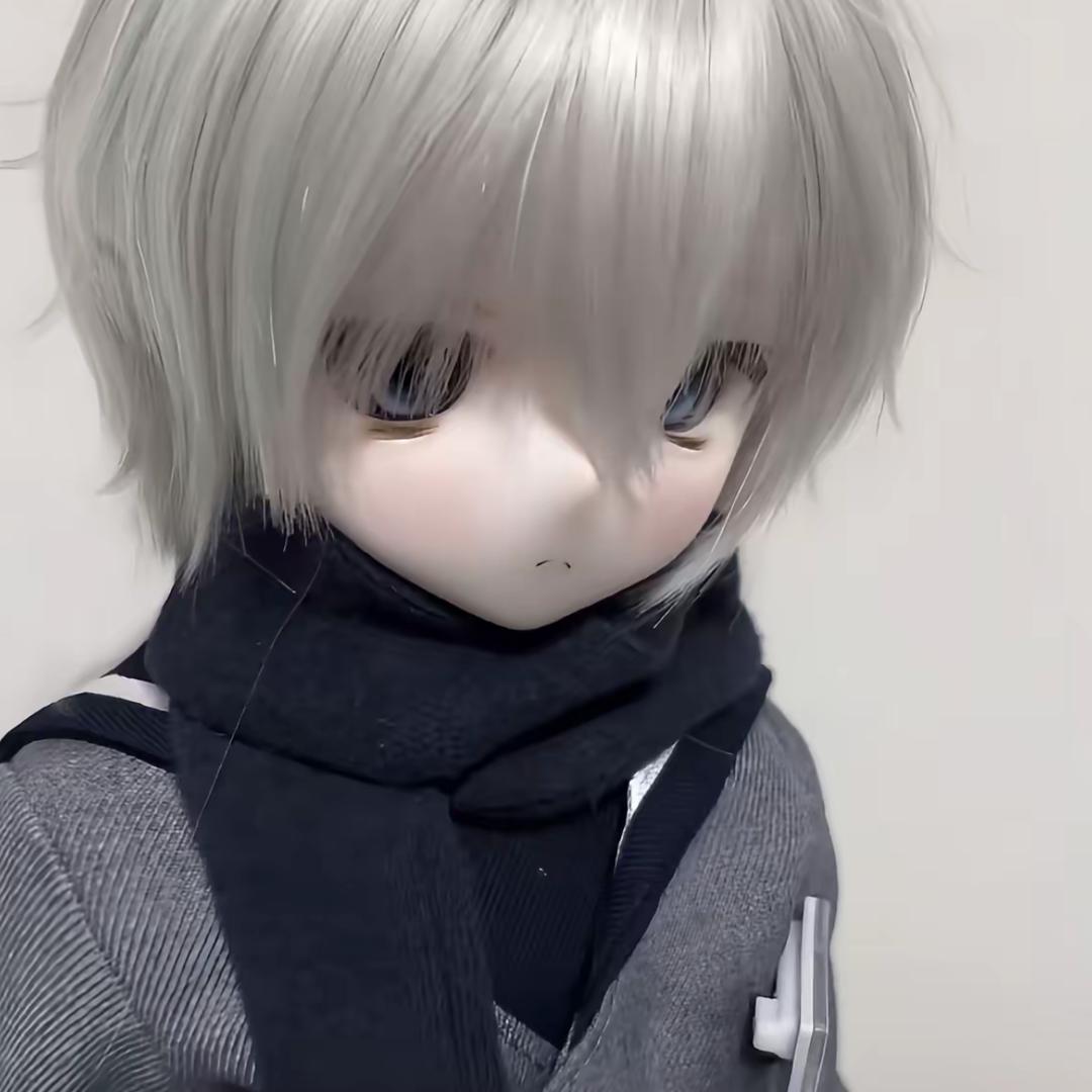 凛