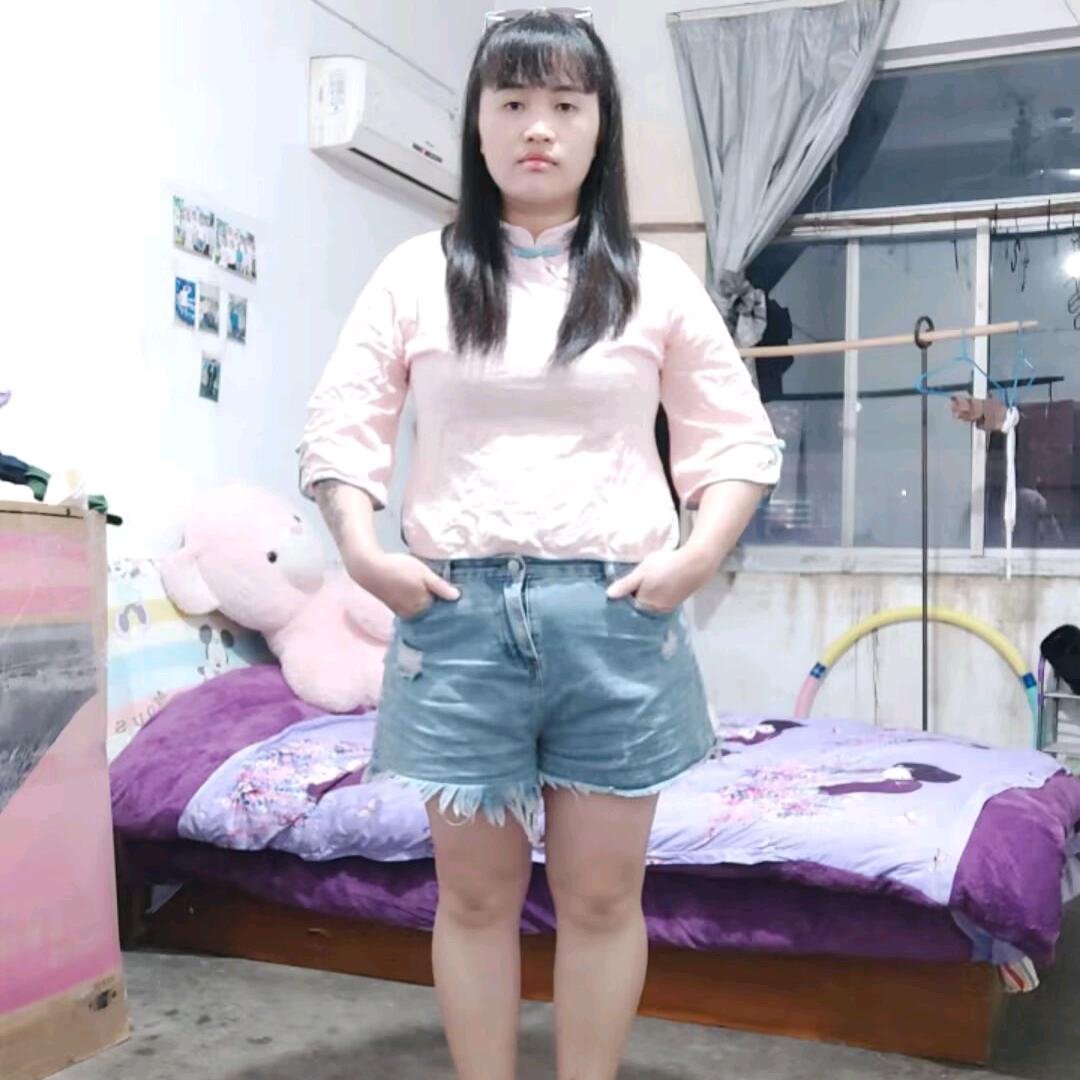 心好难受，开心聋哑女孩