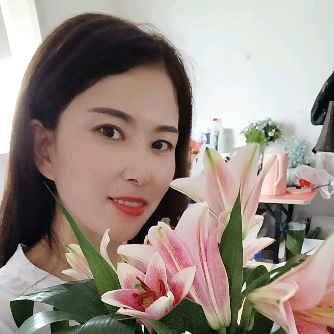 下辈子╭(╯ε╰)╮人间在好我不来了@