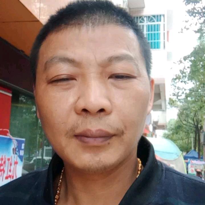 轻松戒烟，想戒烟的朋友关注我，私信我，嗯