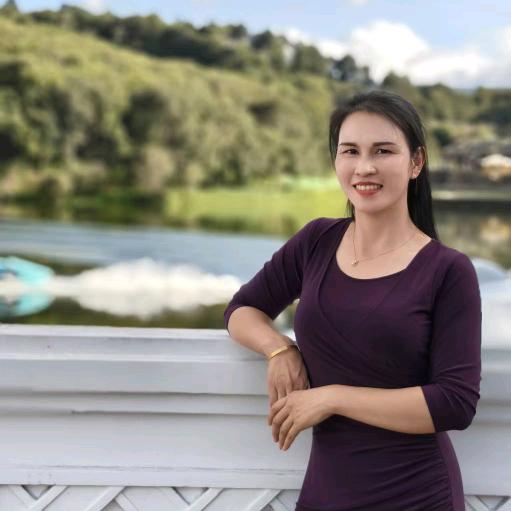 欢乐傣装玉南勐宋