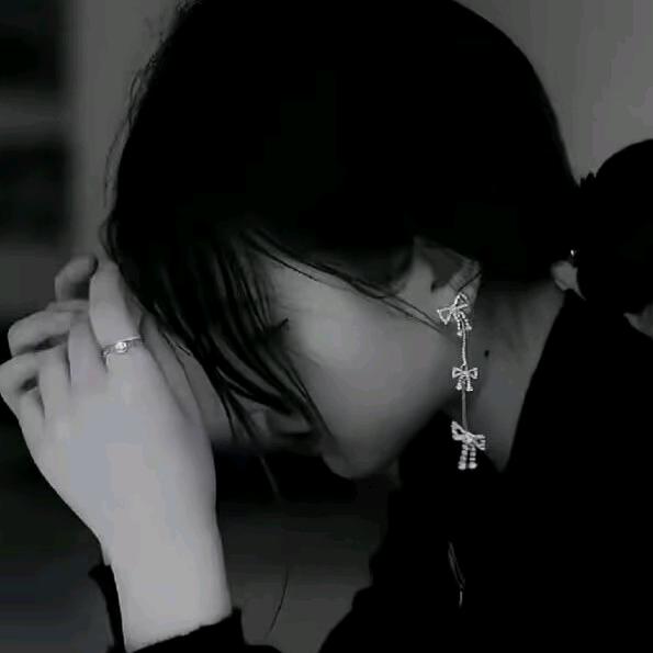 ꧁💞习惯꧔ꦿ℘沉默᭄ᩚ꯭ᩚ💞᭄᪲ᩚ꯭