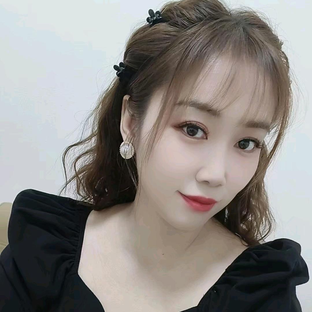 এ 笑容⁵²º༊