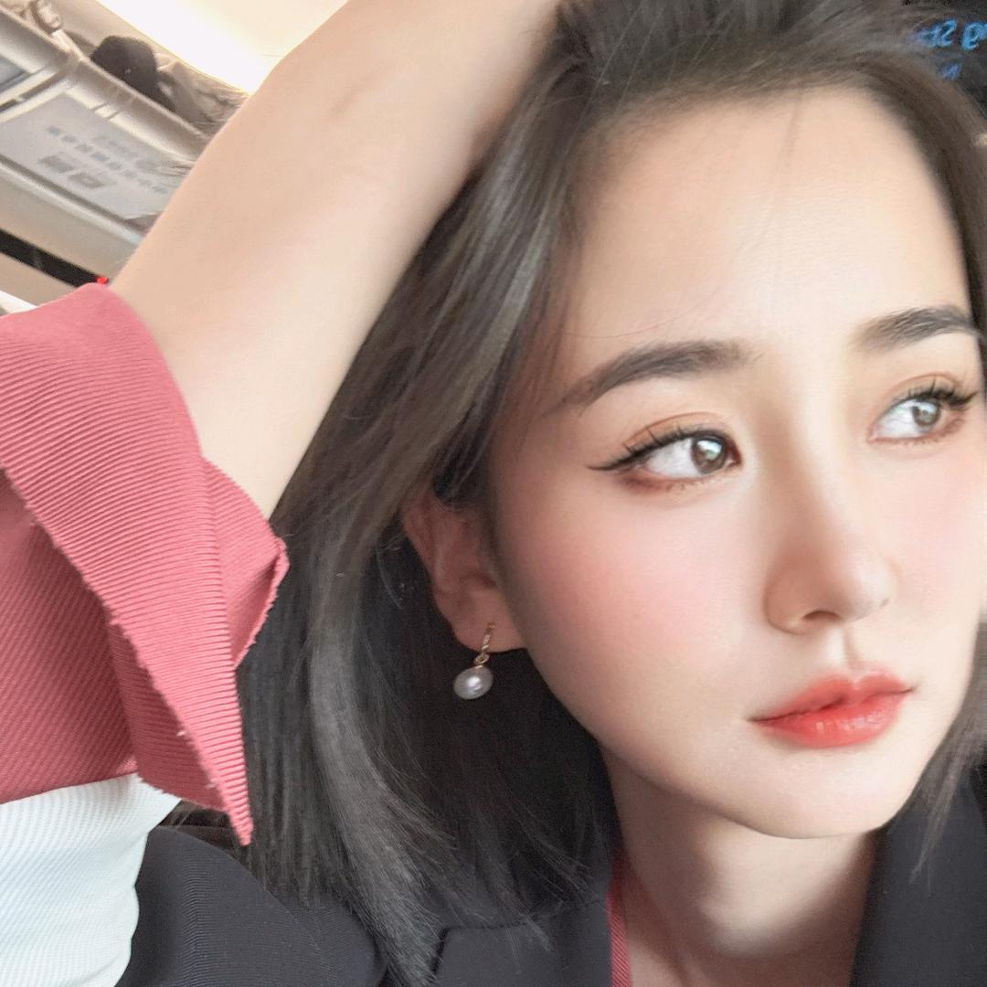 小红红