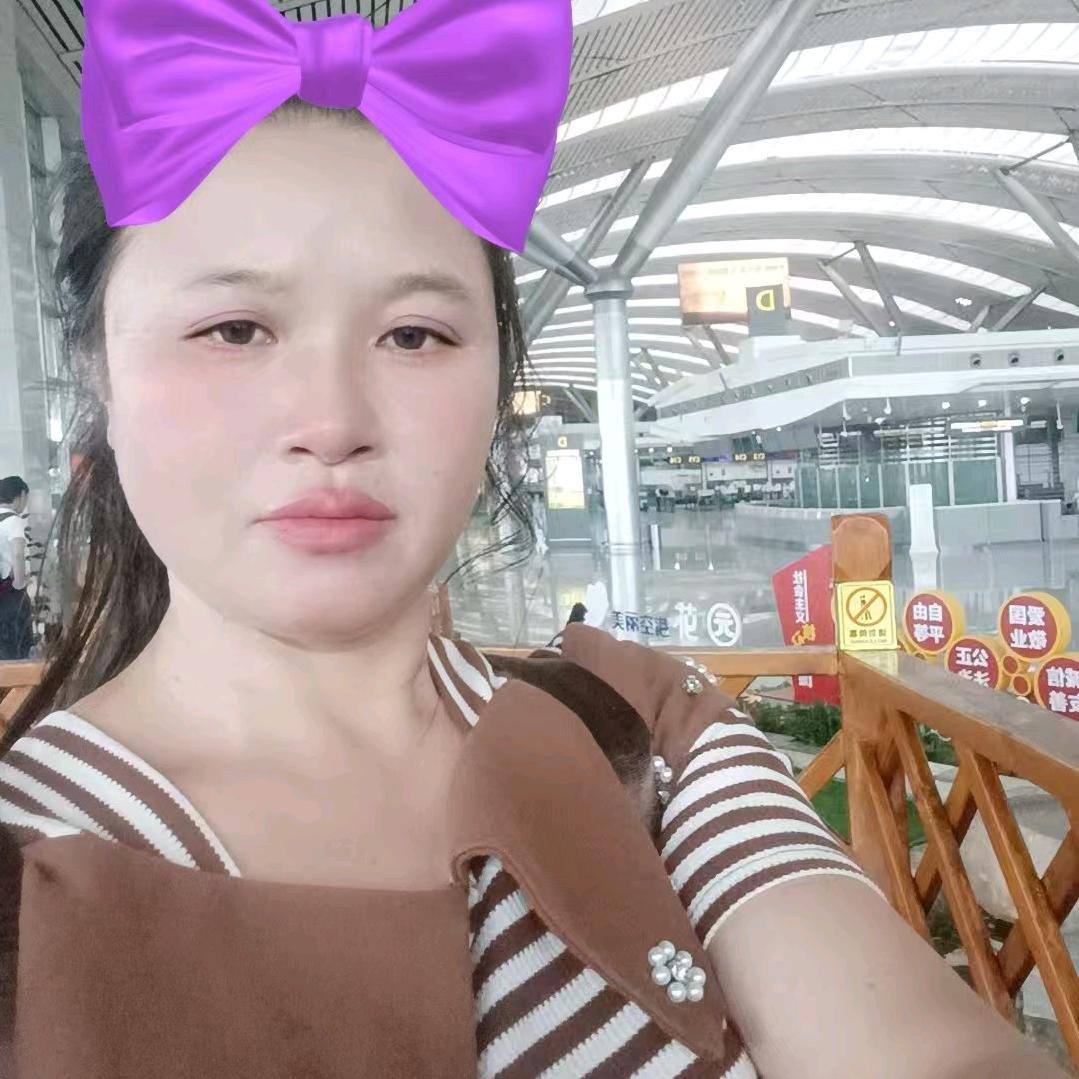 小红：（下午3:10分)