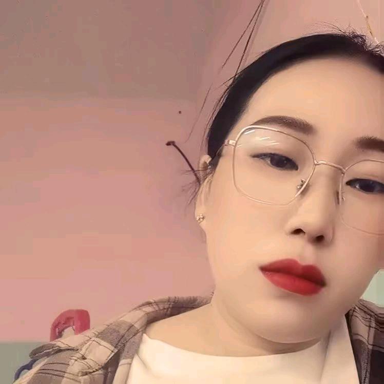 黄晓曼