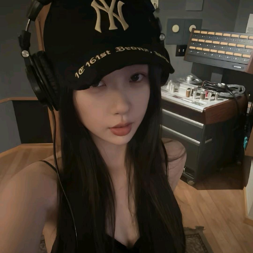 彳亍🙃