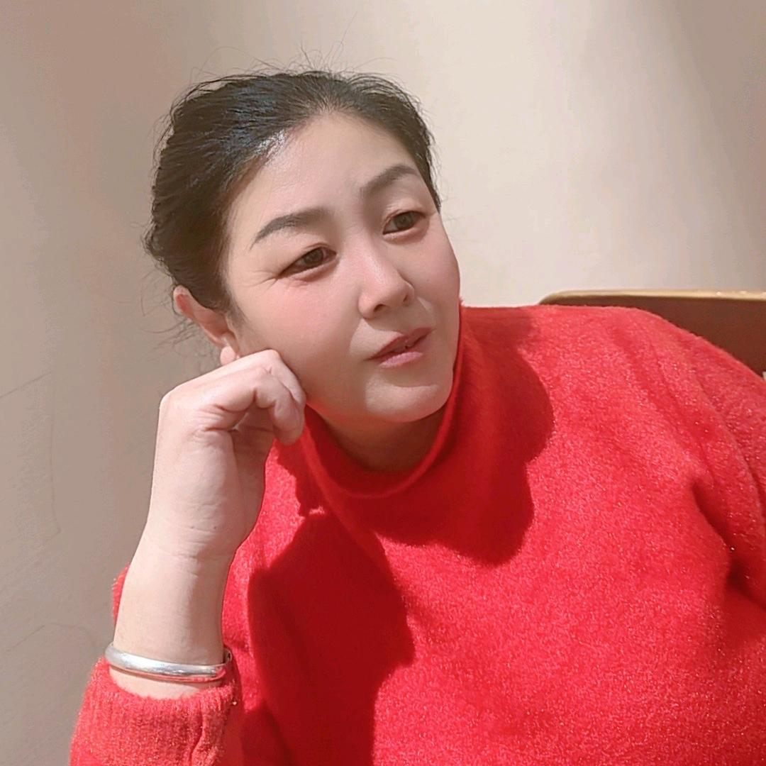 李
