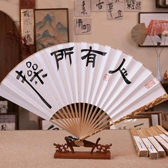 屹屹