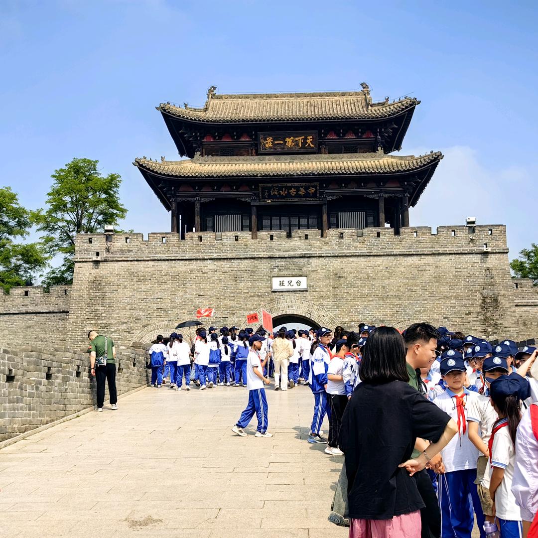 台儿庄古城旅游牛牛