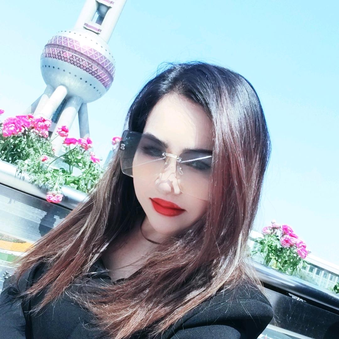 图尔荪阿依、