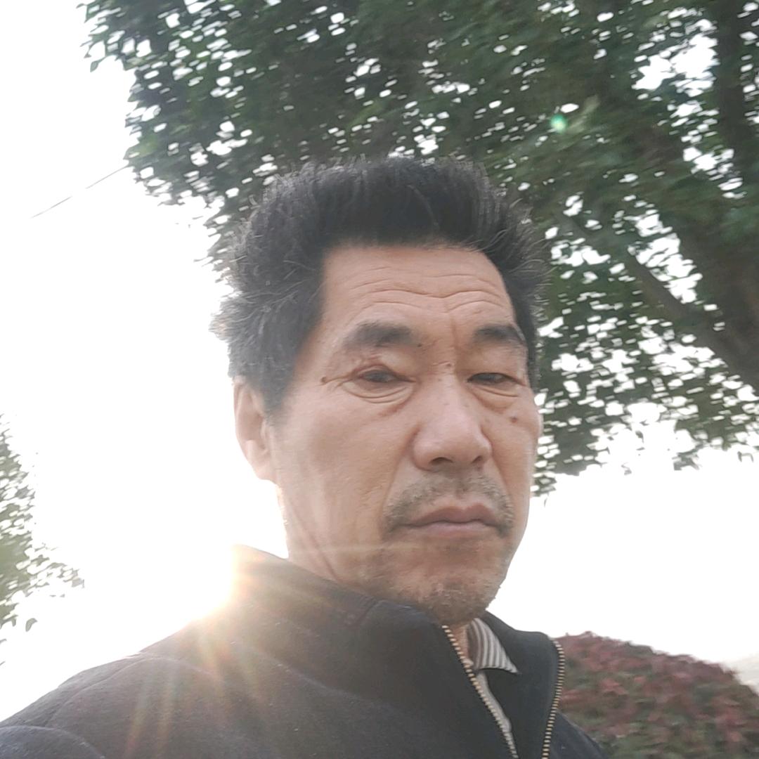 真心交友。