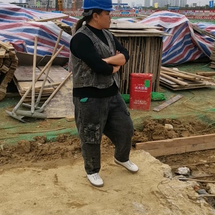 楊夢起航