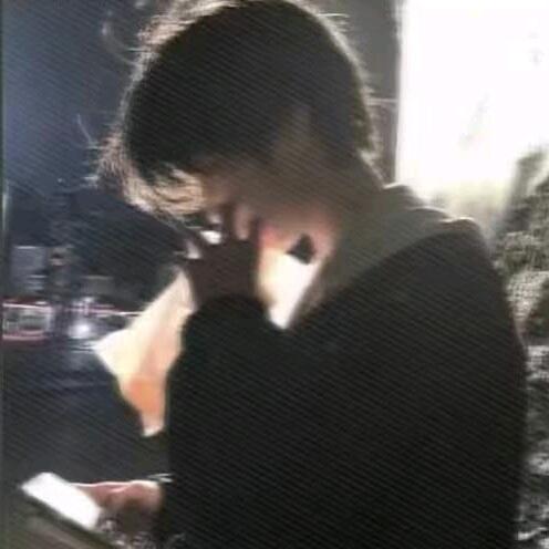 光